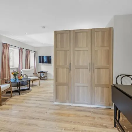 Luedersburger Strasse 15b Apartment